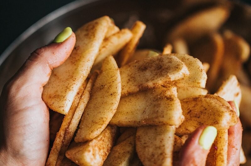 Cinnamon-Spiced Baked Apples